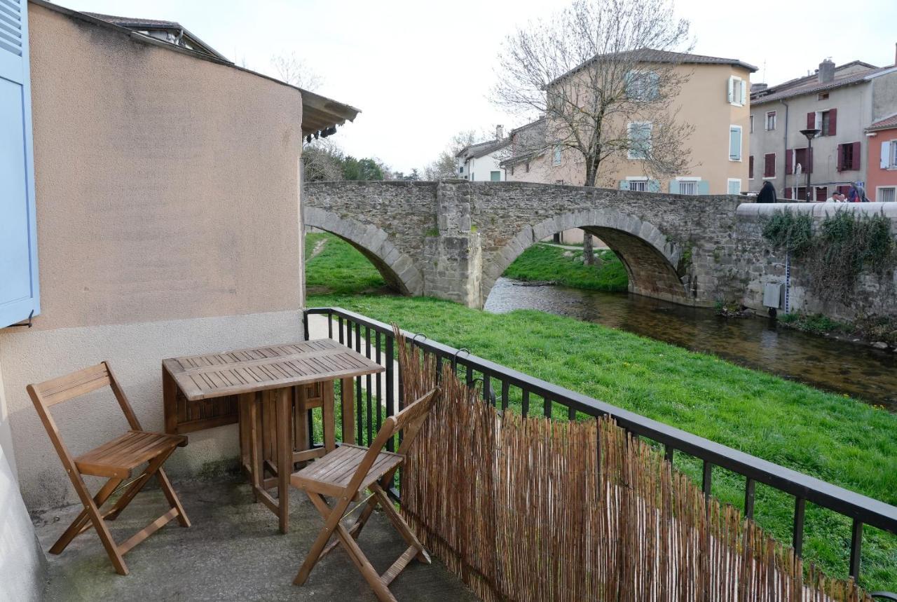 Auberge Du Vieux Pont Brignais Bagian luar foto