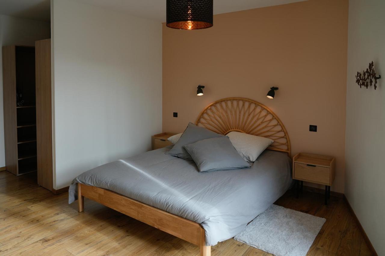 Auberge Du Vieux Pont Brignais Bagian luar foto